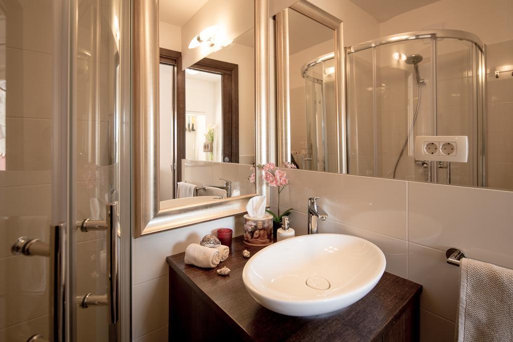 Apartment Shambala Sea View Rovinj Ngoại thất bức ảnh